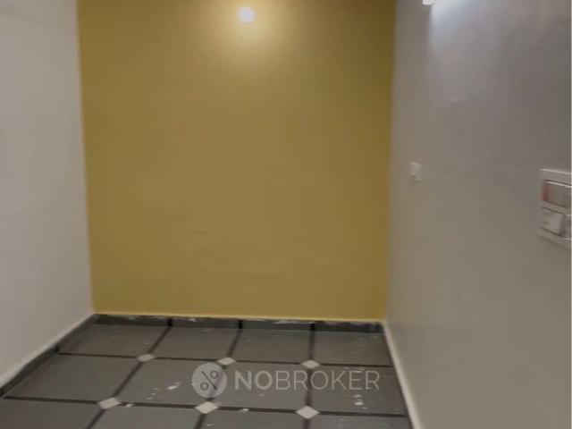 2 BHK Flat In Pratap Vihar for Rent In D Block