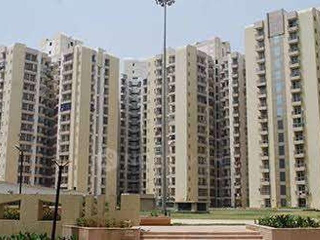 2 BHK Flat In Prateek Laurel for Rent In H9jr+7v9, Sarfabad, Sector 73, Noida, Uttar Pradesh 201316, India