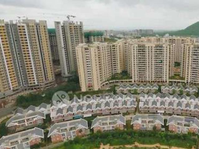 2 BHK Flat In Pride World City For Sale In Charholi Budruk