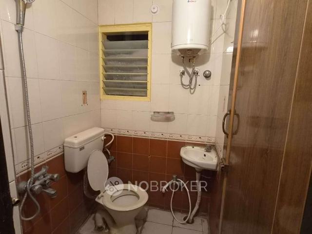 2 BHK Flat In Pristine Residency for Rent In Btm Layout