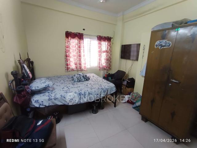 2 BHK Flat In Priyanka Towers For Sale In New Bhoiguda