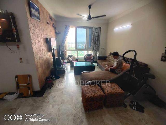 2 BHK Flat In Queensgate Co op Housing Society For Sale In
