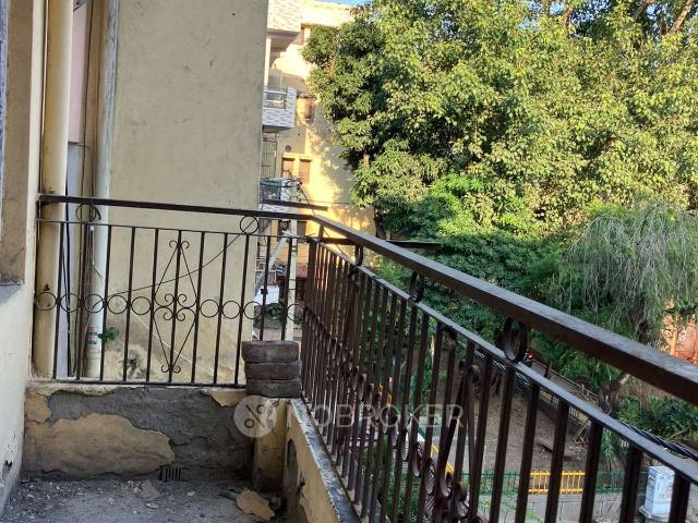 2 BHK Flat In Rwa Guru Teg Bahadur Enclave For Sale In Dilshad Garden