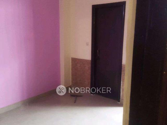 2 BHK Flat In Rwa Society for Rent In Sector 12, Pratap Vih
