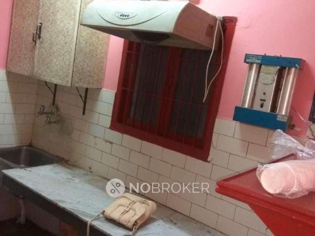 2 BHK Flat In R. E Apartments For Sale In Choolaimedu