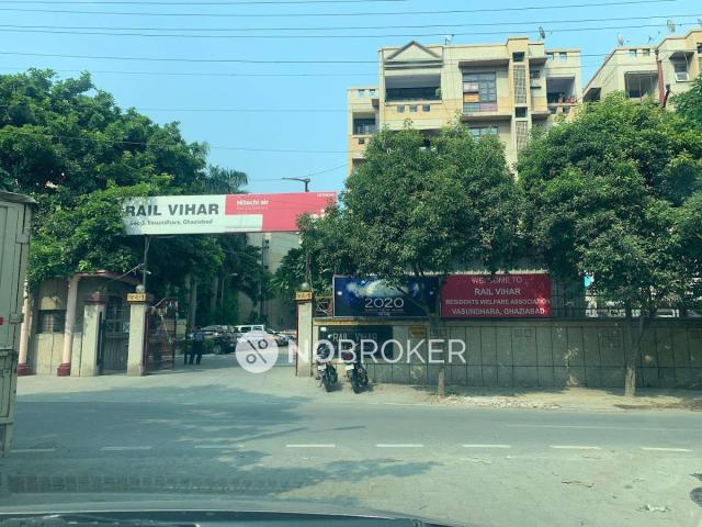 2 BHK Flat In Rail Vihar for Rent In Indirapuram