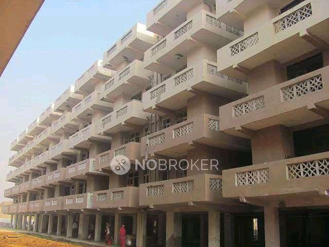 2 BHK Flat In Raj Retreat, Bhopura for Rent In Bhopura