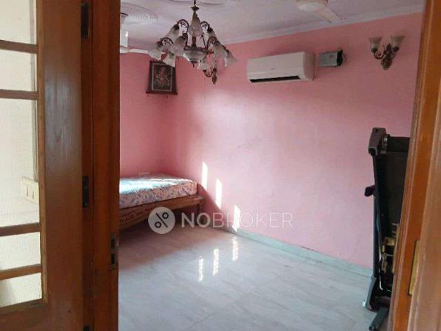 2 BHK Flat In Rajouri Apartments for Rent In Rajouri Garden
