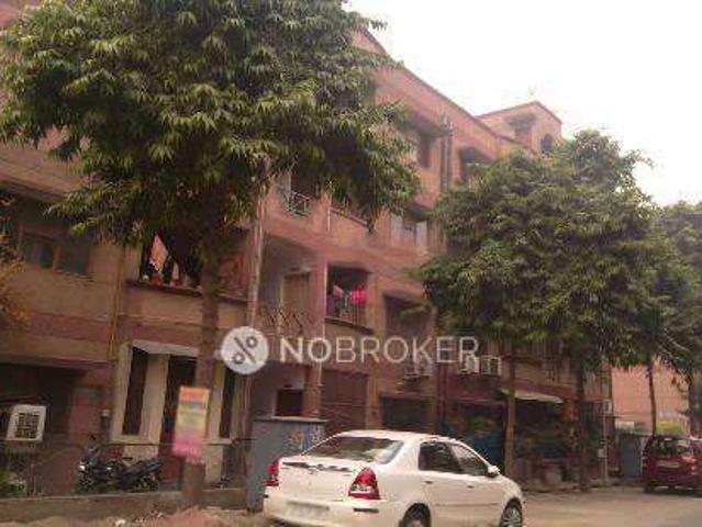 2 BHK Flat In Rajat Vihar for Rent In Sector 62