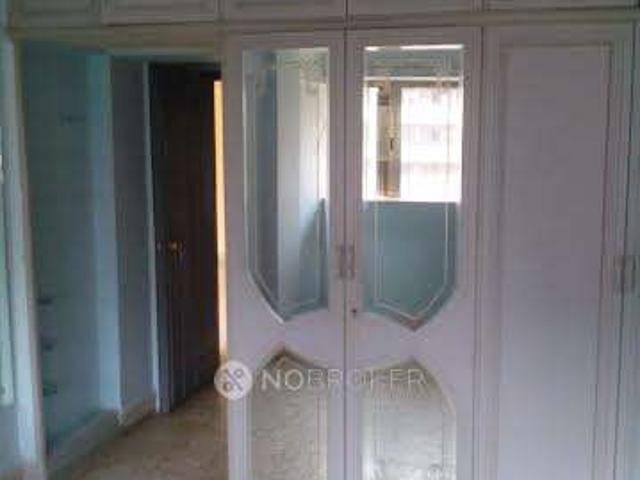2 BHK Flat In Rajiv Co Operative Housing Society for Rent In Bandra East