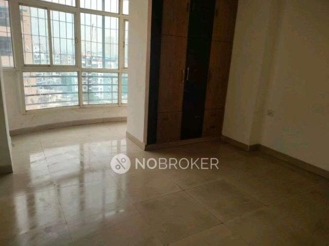 2 BHK Flat In Ramprastha Greens for Rent In Vaishali