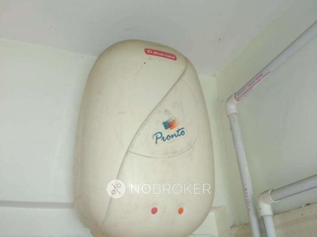 2 BHK Flat In Ranz Horizon for Rent In Hadapsar