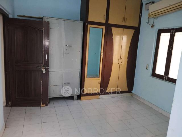 2 BHK Flat In Ratna Mansion For Sale In Dilsukhnagar