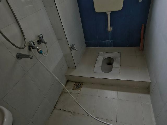 2 BHK Flat In Raunak Unnati Woods, For Sale In Thane West
