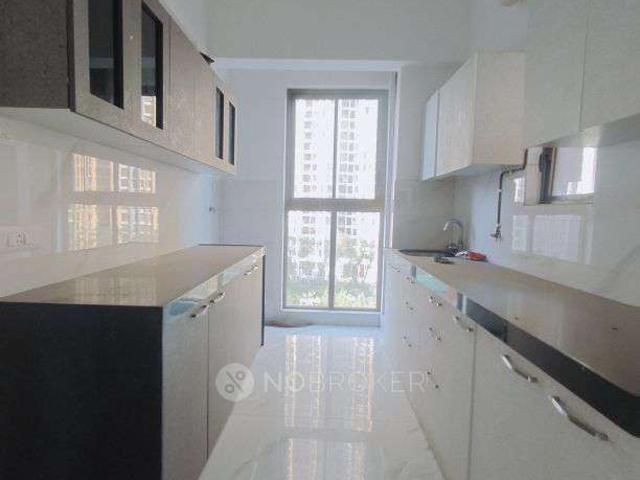 2 BHK Flat In Raymond Apartment for Rent In Thane
