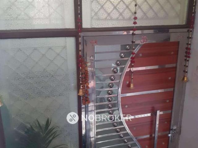 2 BHK Flat In Renowned Srishti for Rent In Crossings Republik