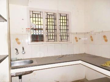 2 BHK Flat In Revathy Vivek Apartments for Rent In Urapakkam
