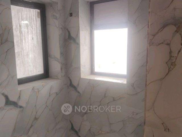 2 BHK Flat In Rg Luxury Homes for Rent In Noida Extension, Greater Noida