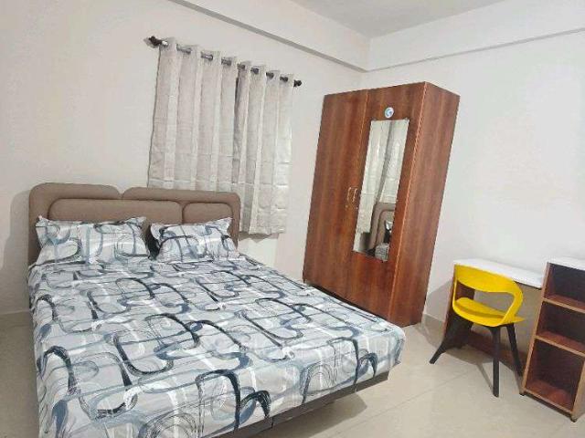 2 BHK Flat In Rghavendra Vita Premium Homes for Rent In So