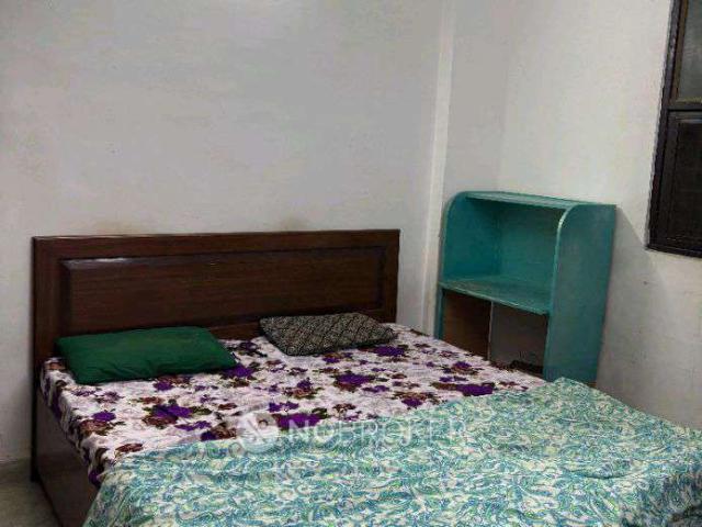 2 BHK Flat In Rohini Sector 5 For Sale In Rohini Sector 5