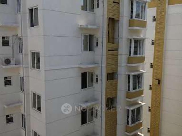2 BHK Flat In Royal Castle Apartments For Sale In Thirumudi