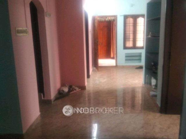 2 BHK Flat In Royal Paradise Apartment for Lease In Selaiyur