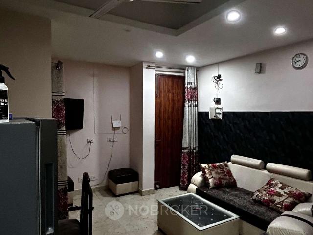 2 BHK Flat In Royal Residencies for Rent In 124, Street No. 4, Sarfabad Village, Sarfabad, Sector 73, Noida, Uttar Pradesh 201316, India