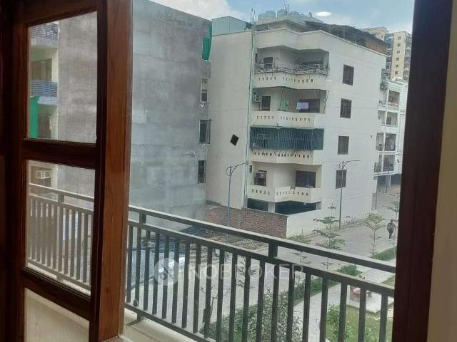 2 BHK Flat In Rps Palm Drive, Faridabad for Rent In Faridabad