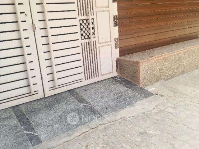 2 BHK Flat In Stand Alone Building for Rent In Ashok Vihar Phase Iii Extension
