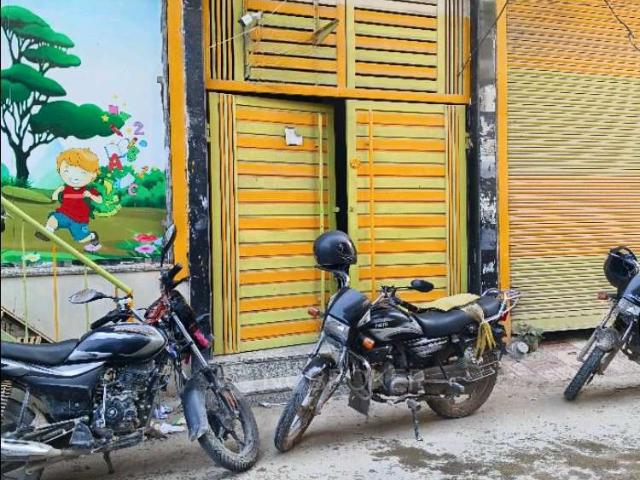2 BHK Flat In Stand Alone Building for Rent In Sector 10