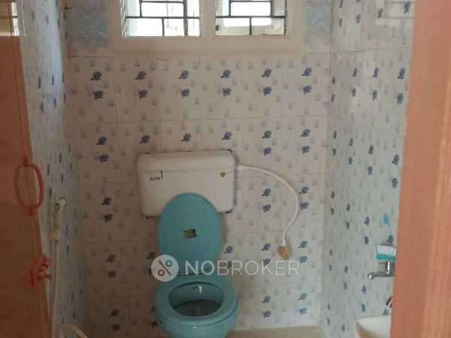 2 BHK Flat In Stand Alone Building for Rent In Vijayanagar