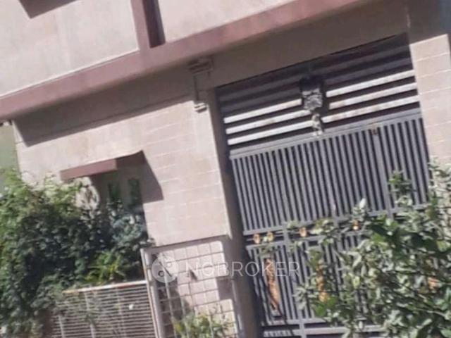 2 BHK Flat In Standaone Buiding for Lease In Thathaguni