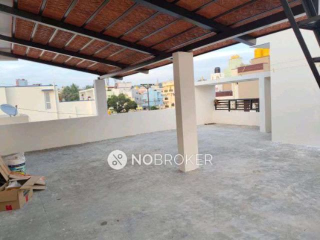 2 BHK Flat In Standalome Building for Lease In Yelahanka