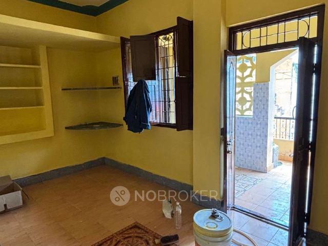 2 BHK Flat In Standalone Building for Lease In Triplicane