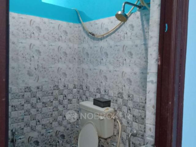 2 BHK Flat In Standalone Building for Rent In Btm Layout