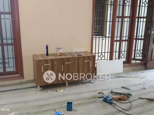 2 BHK Flat In Standalone Building for Rent In J. P. Nagar
