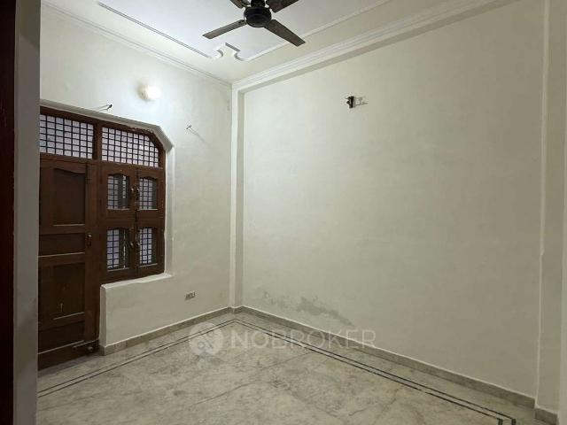 2 BHK Flat In Standalone Building for Rent In Janakpuri
