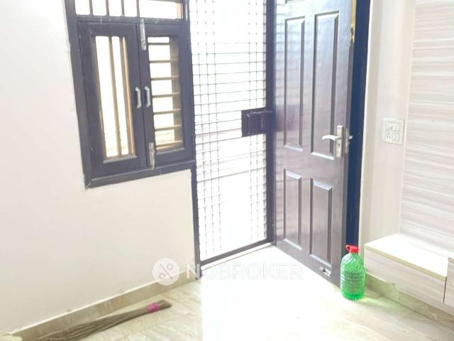2 BHK Flat In Standalone Building for Rent In Janakpuri