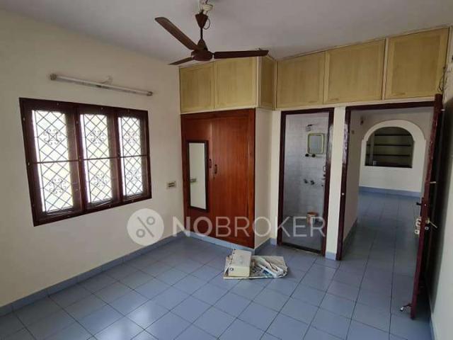 2 BHK Flat In Standalone Building for Rent In Madipakkam