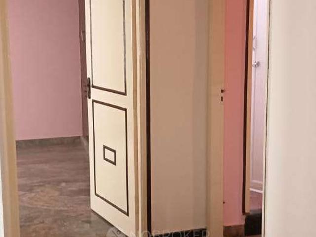 2 BHK Flat In Standalone Building for Rent In Marathahall