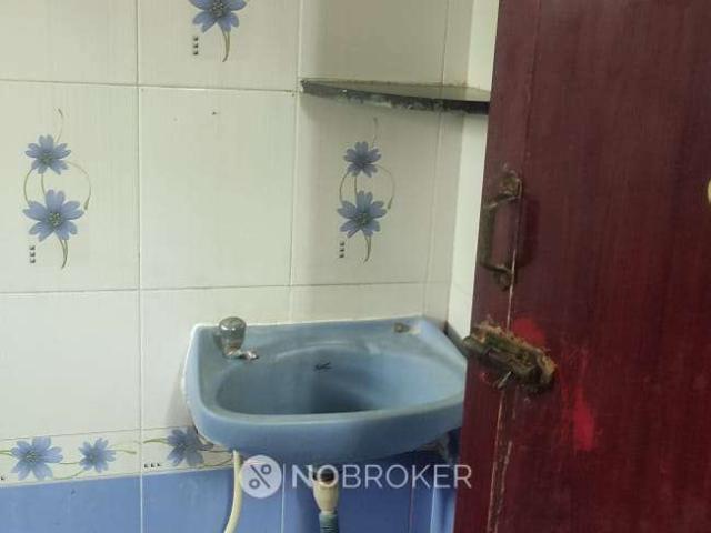 2 BHK Flat In Standalone Building for Rent In Menambedu