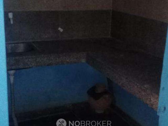 2 BHK Flat In Standalone Building for Rent In Naraina