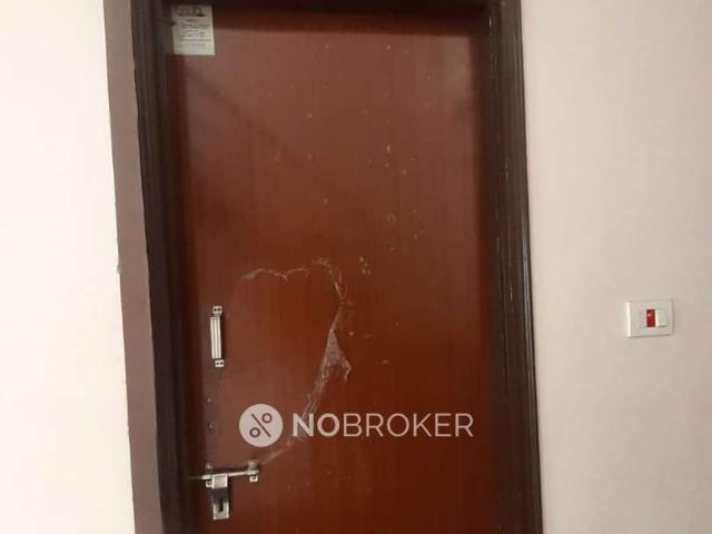 2 BHK Flat In Standalone Building for Rent In New Palam Vi