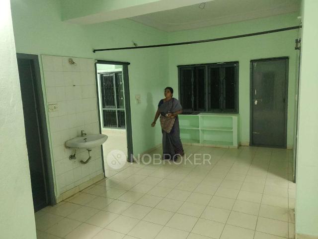 2 BHK Flat In Standalone Building for Rent In Neredmet