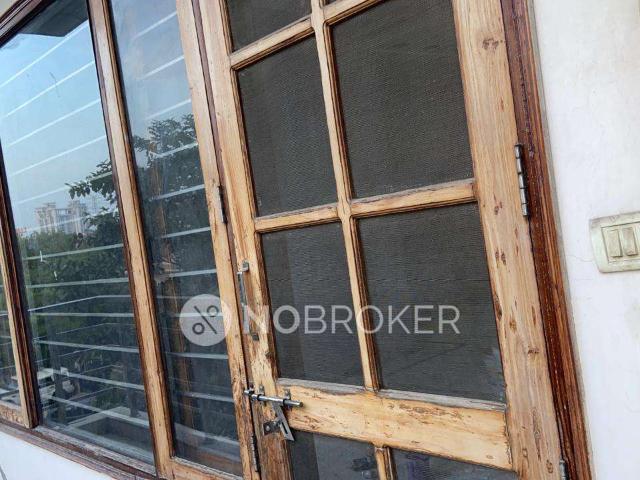 2 BHK Flat In Standalone Building for Rent In Sector Beta