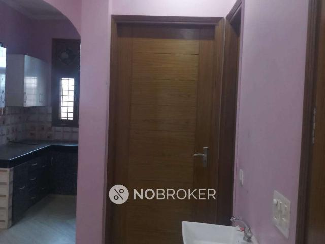 2 BHK Flat In Standalone Building for Rent In Sector 11