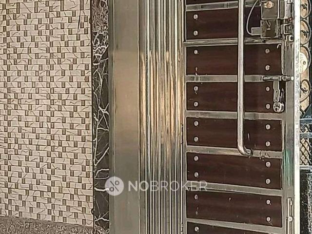 2 BHK Flat In Standalone Building for Rent In Sector 11
