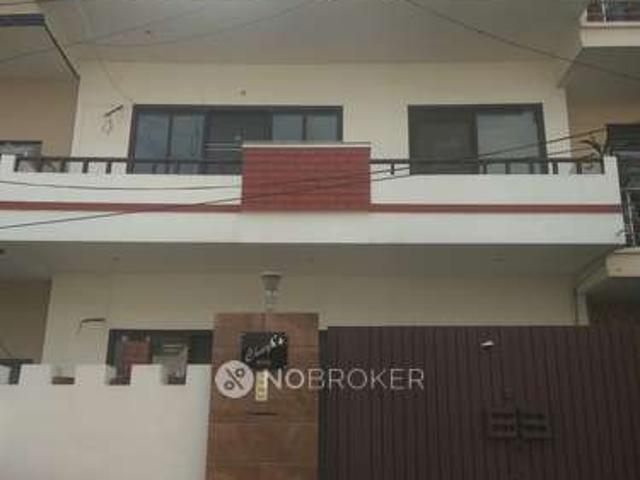 2 BHK Flat In Standalone Building for Rent In Sector 12