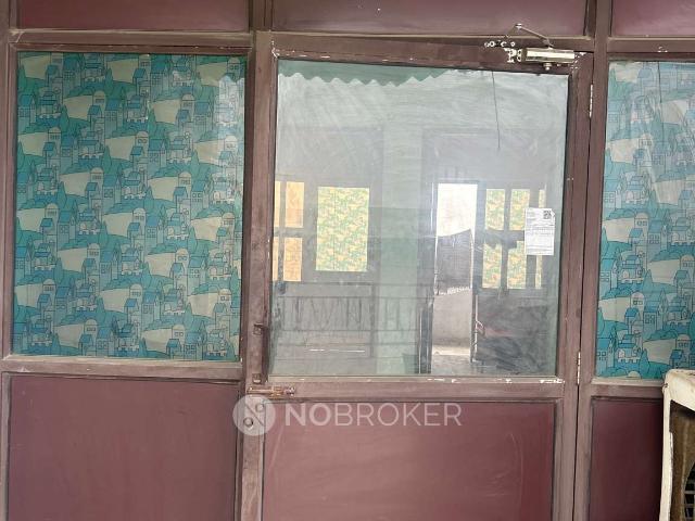 2 BHK Flat In Standalone Building for Rent In Sector 23