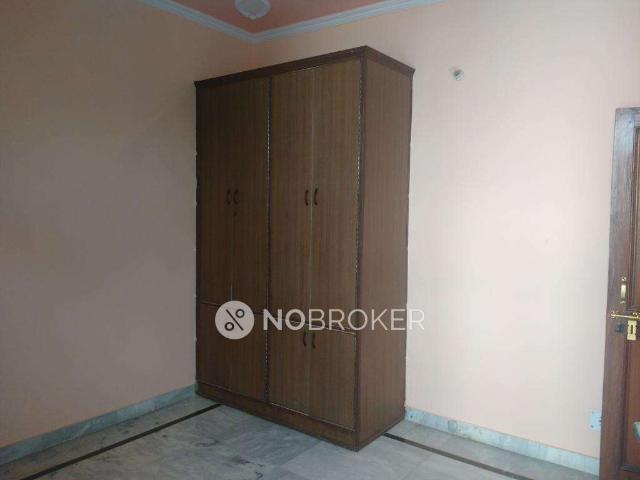 2 BHK Flat In Standalone Building for Rent In Sector 2